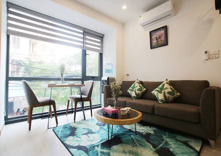 CHARMING Serviced Apartment Rental in Hoang Quoc Viet street - 