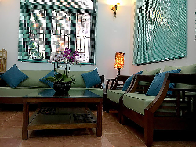 Cozy Furnished One Bedroom House For Rent In Tay Ho Close