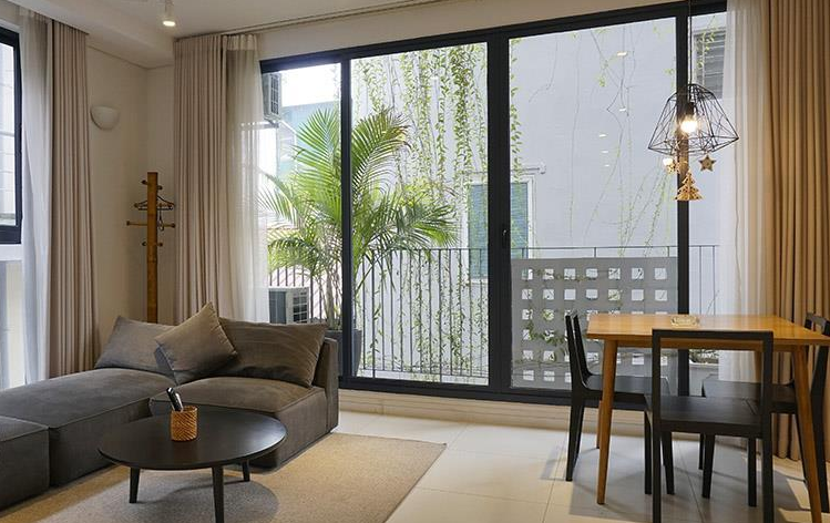 A spacious one-bedroom serviced apartment in Ba Mau Lake area is waiting for you