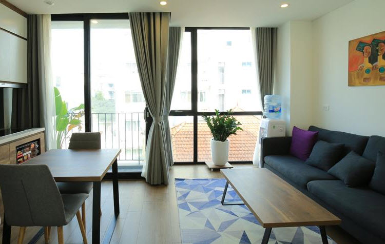 Beautiful 01 bedroom apartment closed to California Centuryon West Point