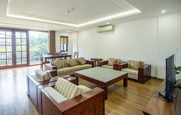 Very Spacious & Bright 3 bedroom apartment for rent in Xuan Dieu str, Tay Ho
