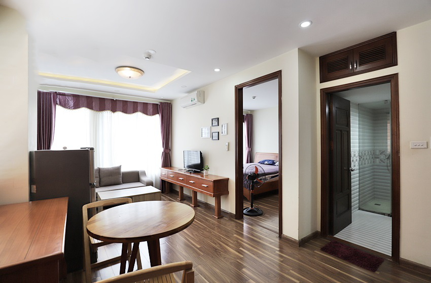 Bright One BR Apartment Rental near Ly Thuong Kiet str, Hoan Kiem