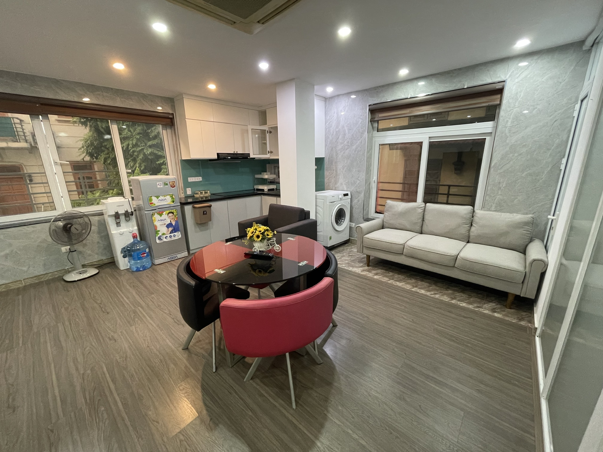 Budget Price 02 BR Apartment for rent near Lotte Center, Ba Dinh