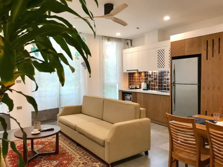 *Charming Serviced Apartment Rental in Truc Bach, Ba Dinh*