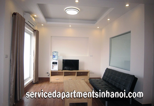 Cheap one bedroom apartment rental on Au Co str, West lake