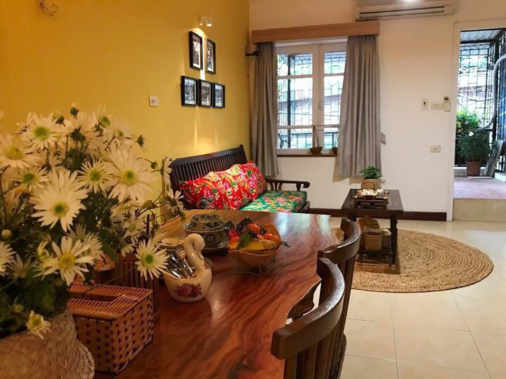 Classic style Property Rental near Hanoi Opera House, Hoan Kiem district, Nice Amenities