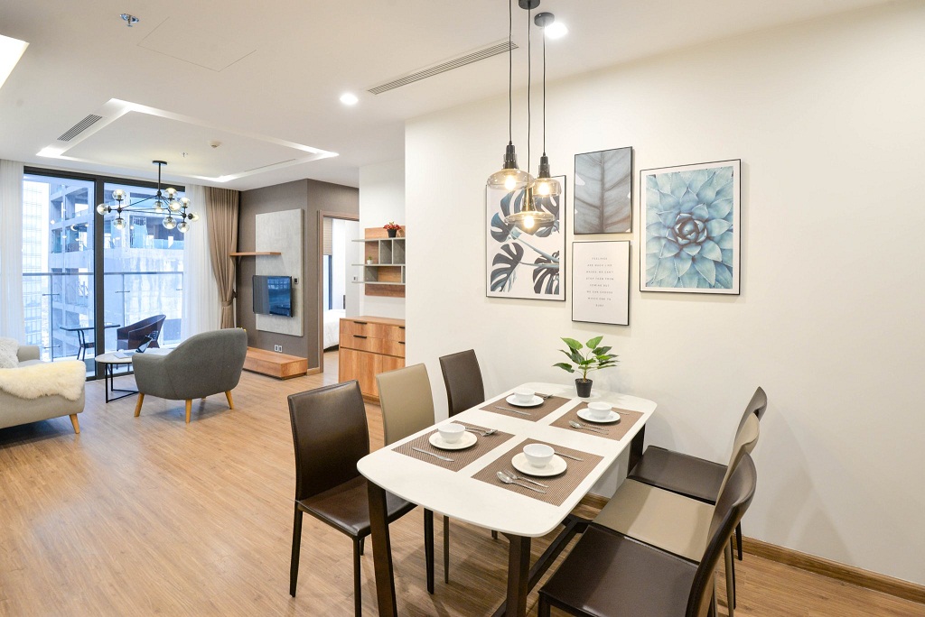 Classical style apartment rental in Vinhomes Metropolis face to Lotte Tower, Ba Dinh