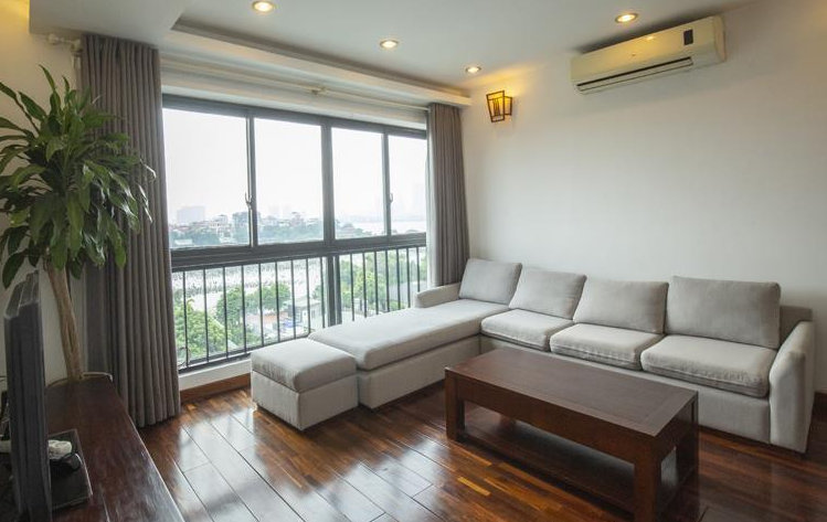 Convenient 2BR Apartment in Xom Chua, Tay Ho with Modern Amenities