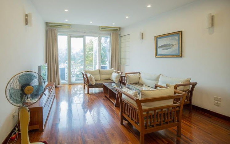 Gorgious serviced apartment for rent in Truc Bach, lakeview, quiet area