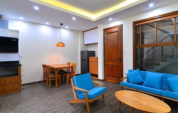 HOT DEAL! Nice Apartment Rental in Dang Thai Mai str, Tay Ho at a reasonable price