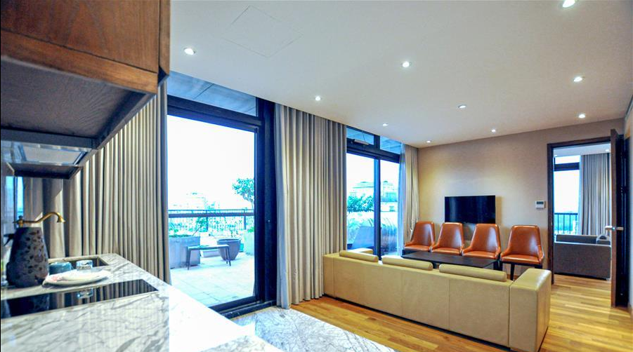 Huge Balcony Amazing 1 BR Hoan Kiem Apartment for rent, Welcoming morning sunlight