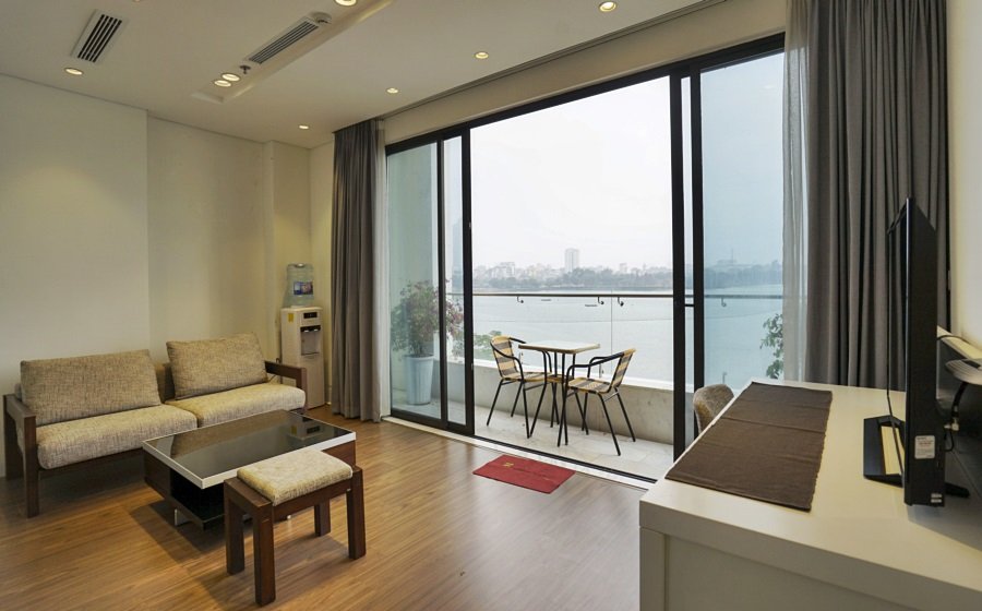 Lake View 01 BR Apartment Rental in Vu Mien street, Tay Ho