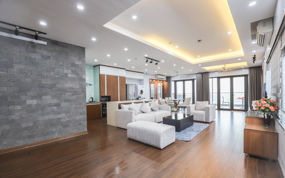 Lake View 03 BR Apartment for rent in Trinh Cong Son str, Tay Ho