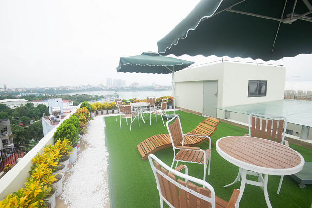 *Modern And Well Organised Serviced Apartment Rental near Water Park Area, Tay Ho*
