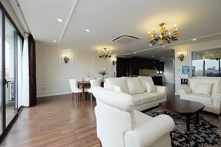 New Modern & spacious 3 bedroom apartment to let in Hai Ba Trung, Hanoi