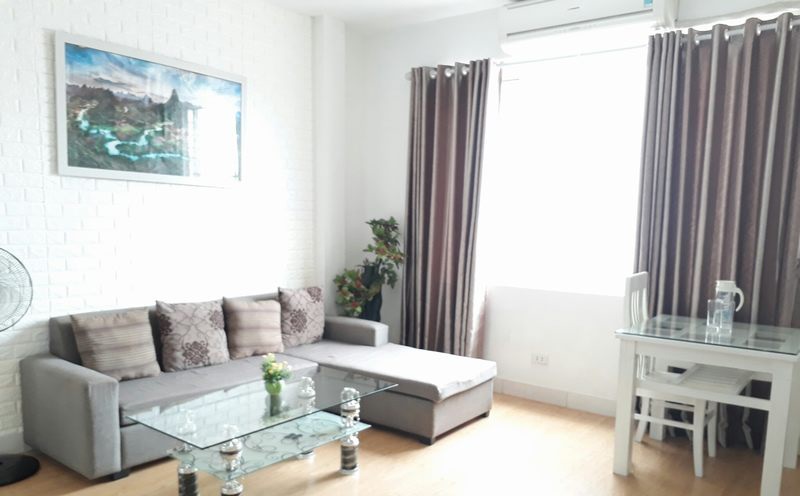 Nice two bedroom apartment for rent near Cau Giay park