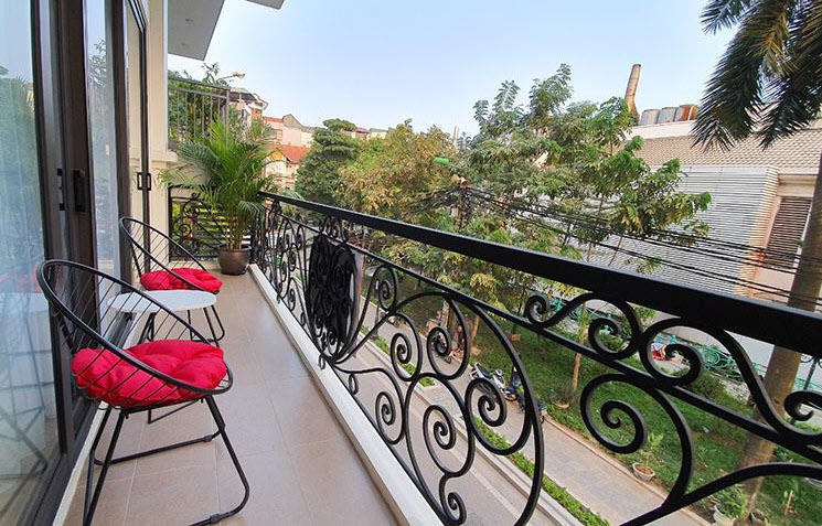 Open View & West Lake View 02 BR Apartment Rental in Tu Hoa str, Tay ho