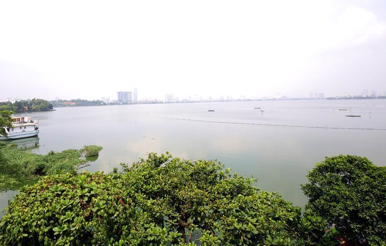 Panorama Lake view serviced apartment in Yen phu village, two bedroom, wooden floor