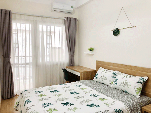 Reaching New Rental 2 Bedrm Apartment in Van Cao street, Ba Dinh District