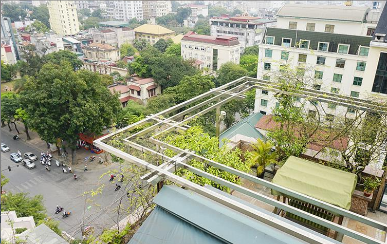 *Sophisticated 02 Bedroom Apartment for Rent in Hai Ba Trung str, Hoan Kiem, Beautiful Terrace*
