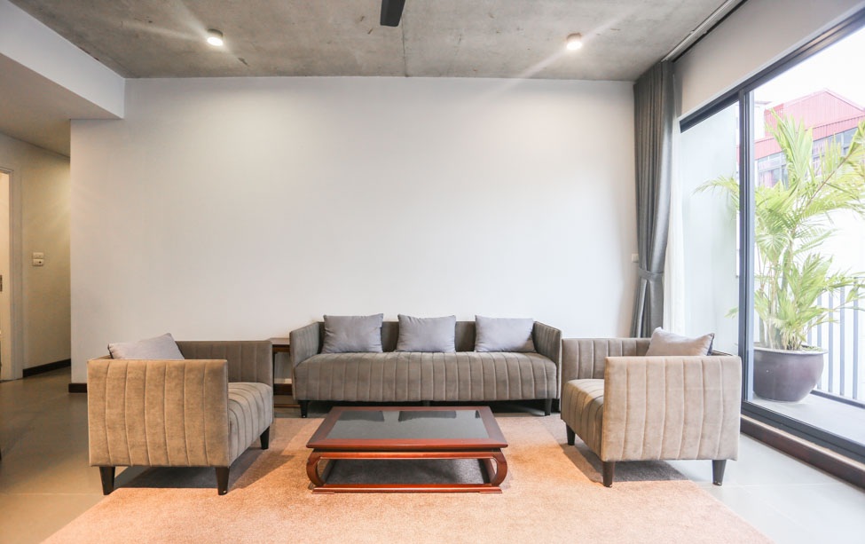 Sophisticated 02 BR Apartment Rental in Tu Hoa str, Tay Ho