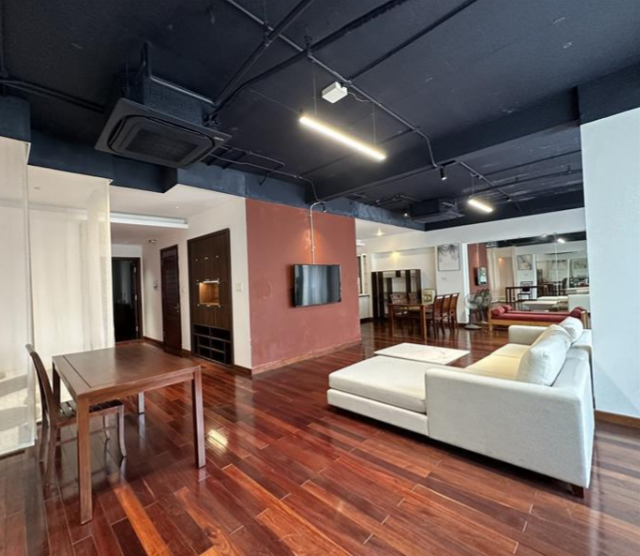 Spacious & Central 02 BR Apartment for rent in Tay Ho Road, Tay Ho street