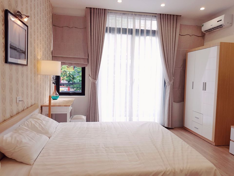 *STUNNING STUDIO APARTMENT FOR RENT NEAR HOAN KIEM*