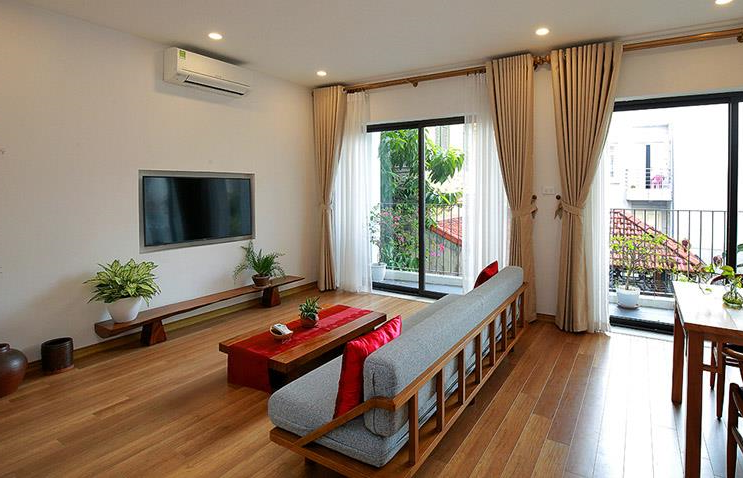 *Tropical Serviced Apartment Rental in Xuan Dieu street, Tay Ho*