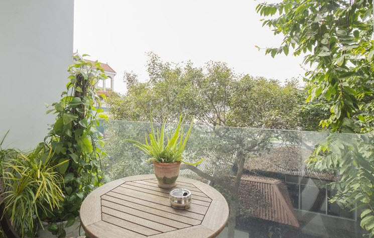Well furnished serviced apartment for rent in Truc Bach