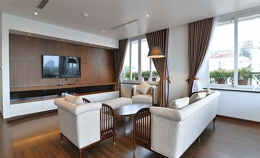 *Nature and Affordable Luxury Two Bedroom Apartment In Tu Hoa Str, Tay Ho, Nice View*