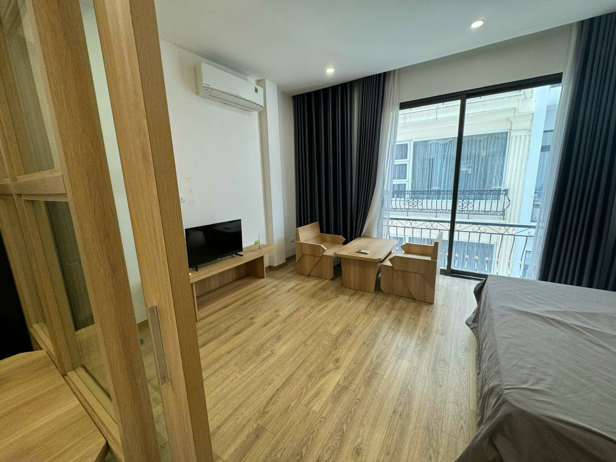 Modern Studio Apartment at  Van Phuc, Ba Dinh | Spacious 40m² |  